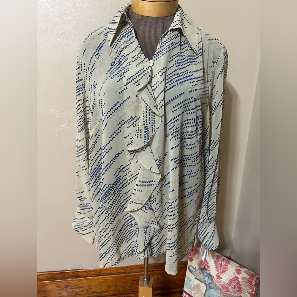 Sheer Office Career Wear Button Down With A Ruffle‎ Front Detain Blouse Size 18